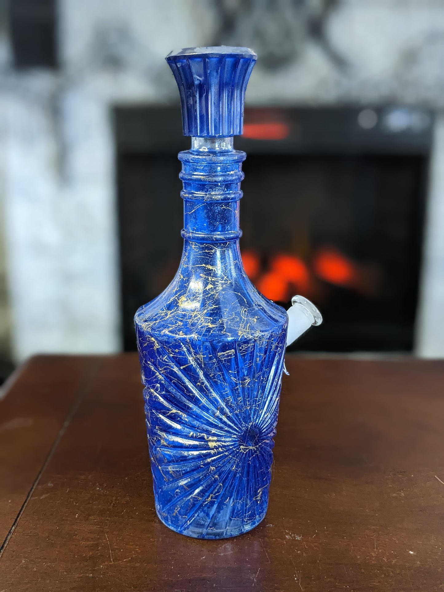 Amazing Blue Bottle Glass Water Piece